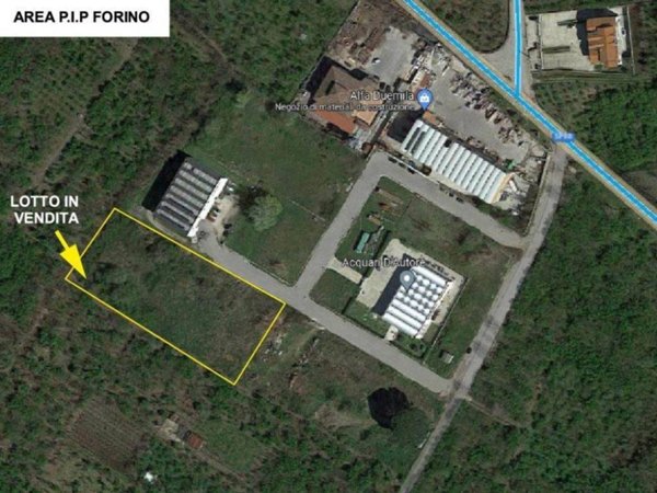 capannone in vendita a Forino