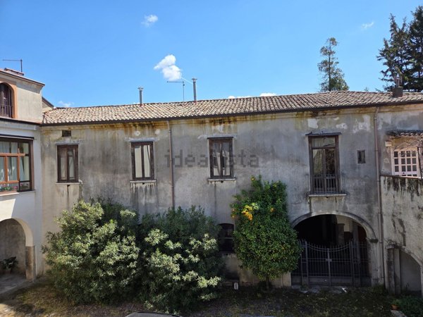 casa indipendente in vendita a Forino