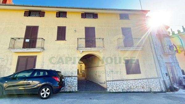 casa semindipendente in vendita a Forino