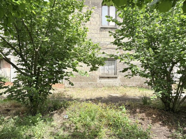 casa indipendente in vendita a Forino