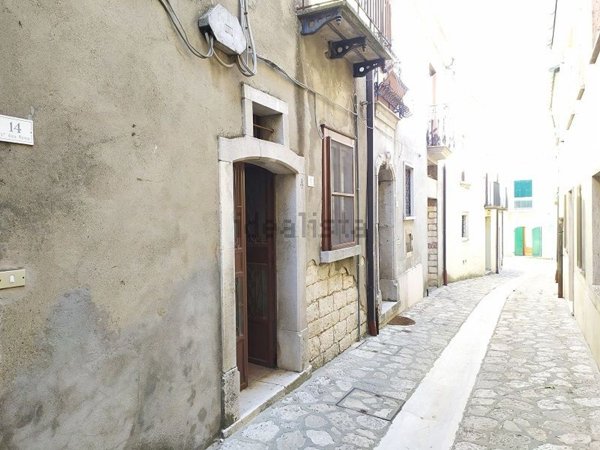quadrivano in vendita a Frigento
