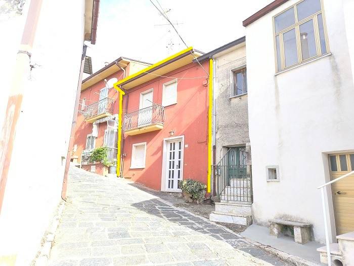 casa indipendente in vendita a Frigento