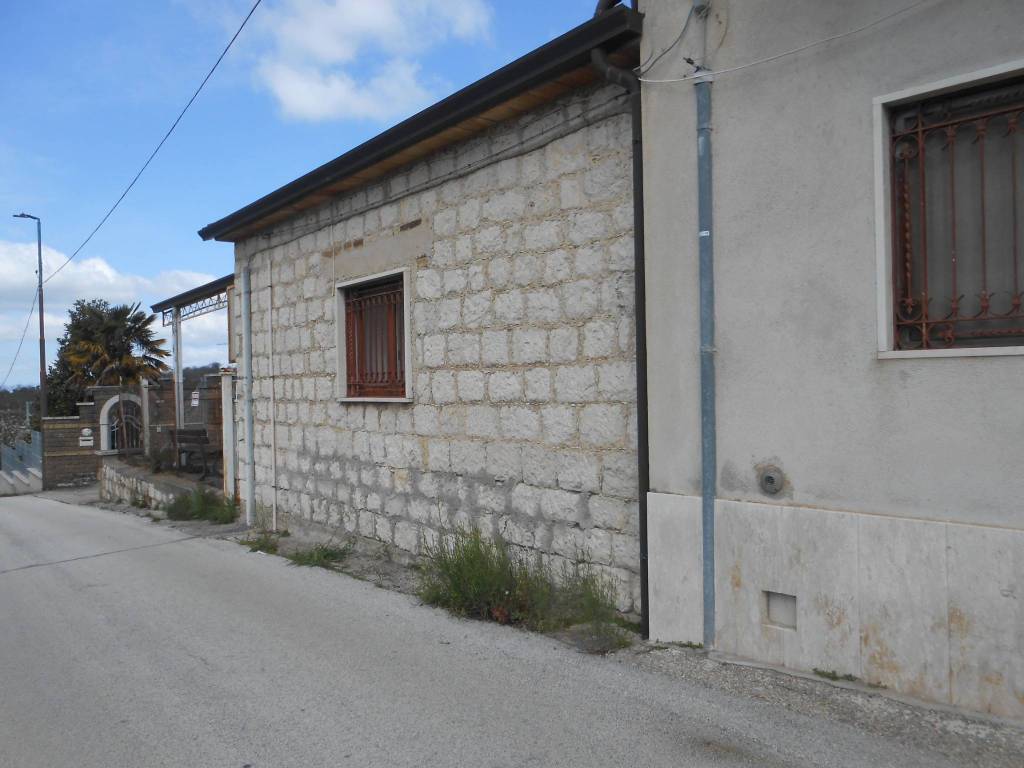 casa indipendente in vendita a Gesualdo