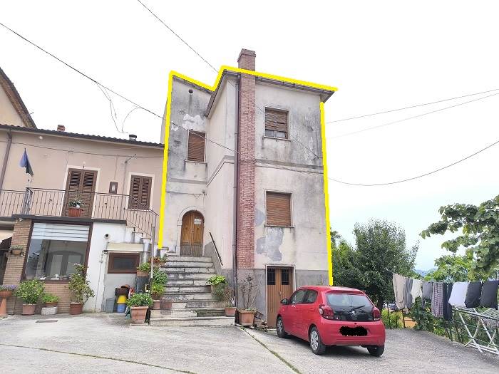 casa indipendente in vendita a Gesualdo