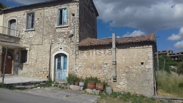 quadrivano in vendita a Gesualdo