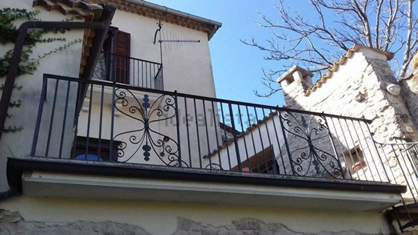 casa indipendente in vendita a Gesualdo