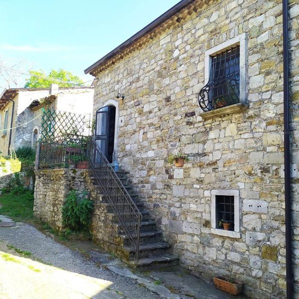 casa indipendente in vendita a Gesualdo