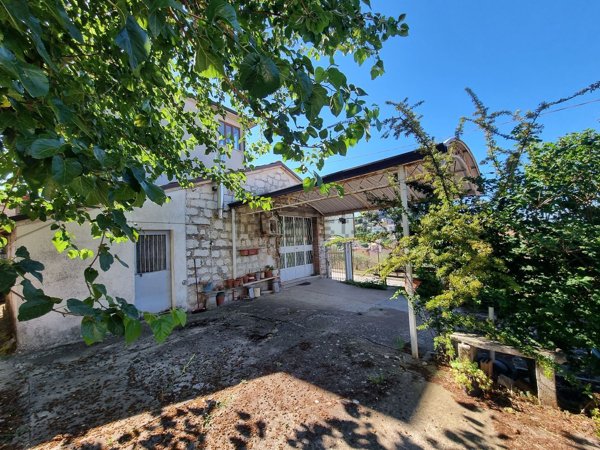 casa indipendente in vendita a Gesualdo