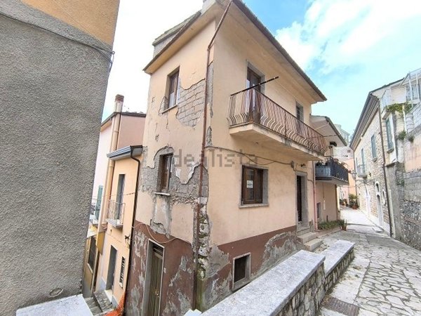 casa semindipendente in vendita a Gesualdo