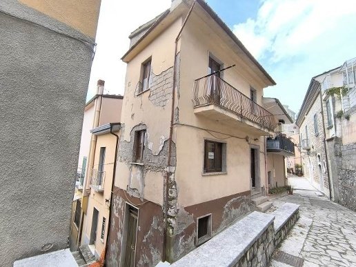 casa indipendente in vendita a Gesualdo