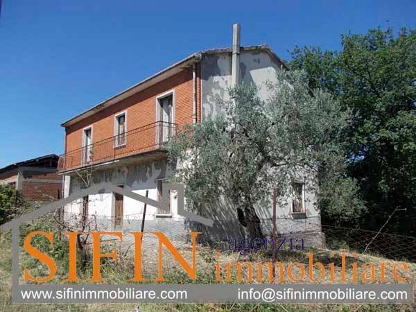 casa indipendente in vendita a Gesualdo