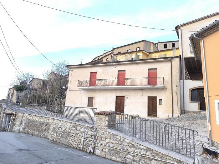 casa indipendente in vendita a Gesualdo
