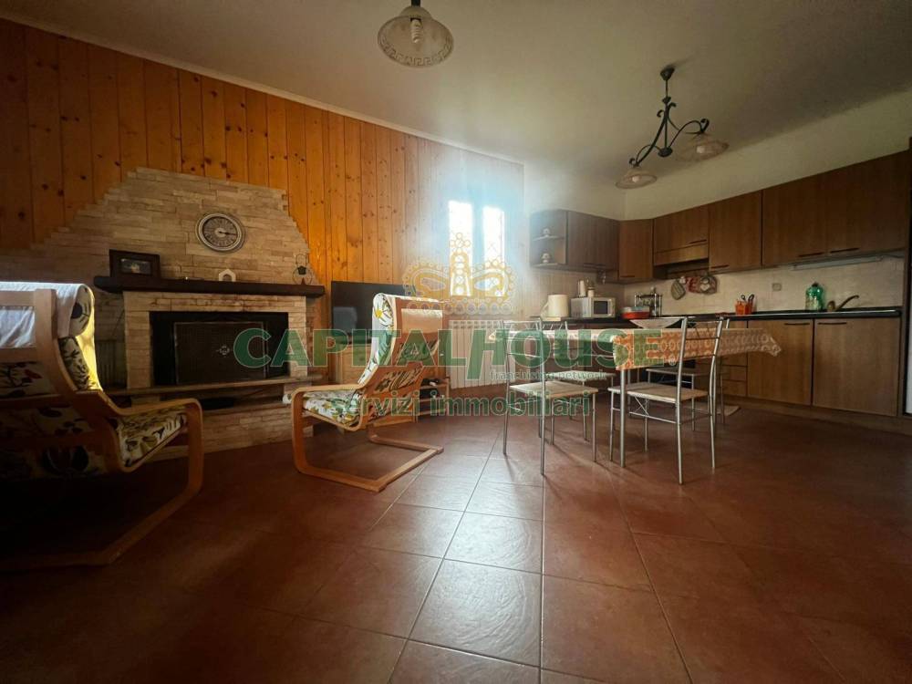 casa indipendente in vendita a Greci