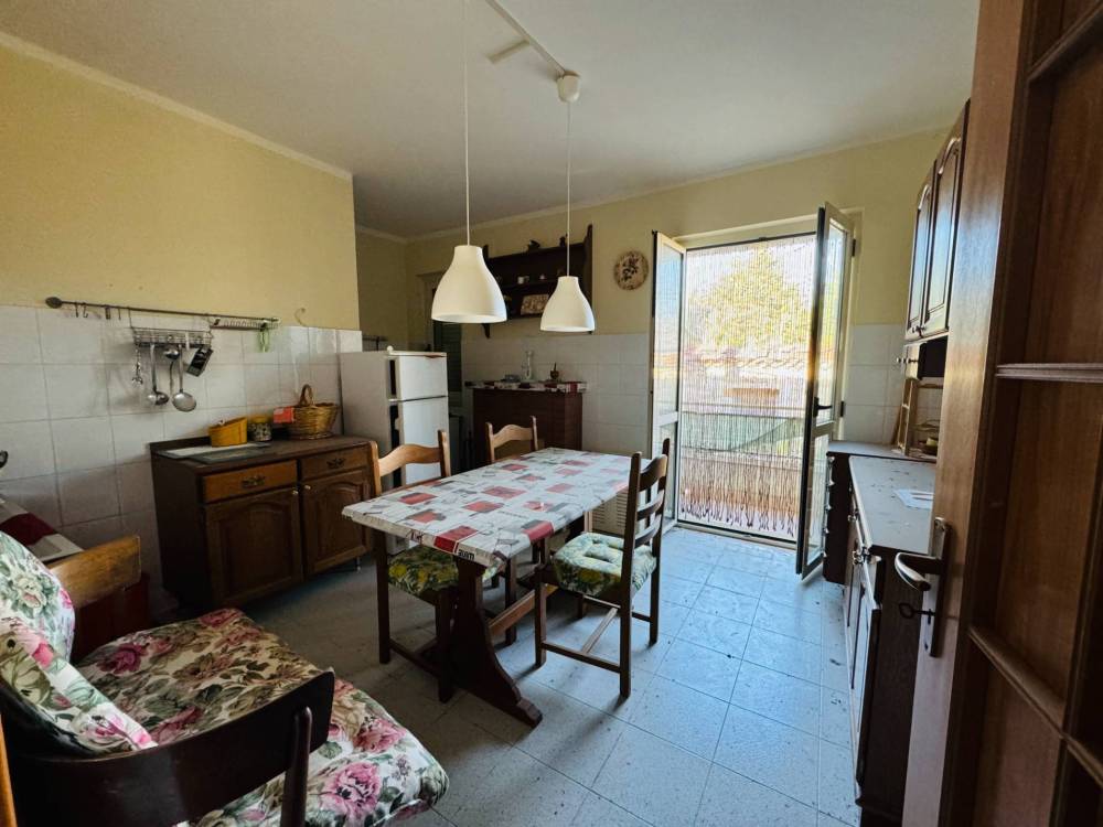 appartamento in vendita a Greci