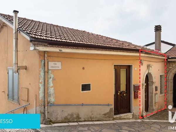 casa indipendente in vendita a Greci