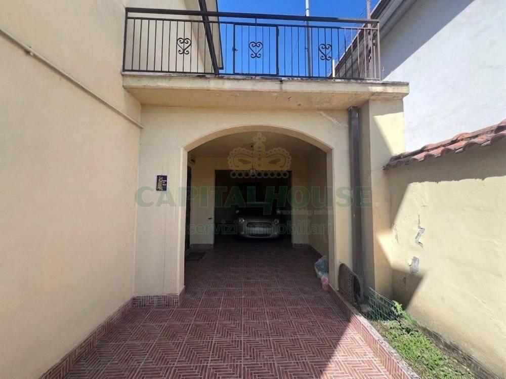 casa indipendente in vendita a Greci