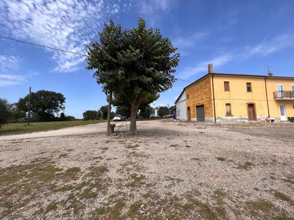 pentavano in vendita a Grottaminarda