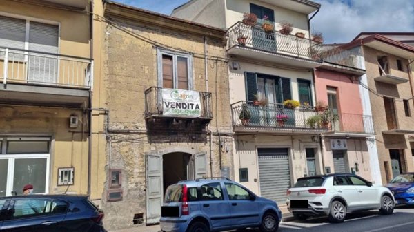 casa indipendente in vendita a Grottaminarda