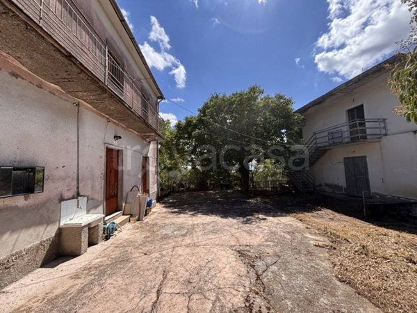 esavano in vendita a Grottaminarda