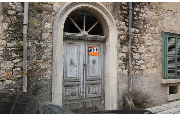 intera palazzina in vendita a Grottaminarda