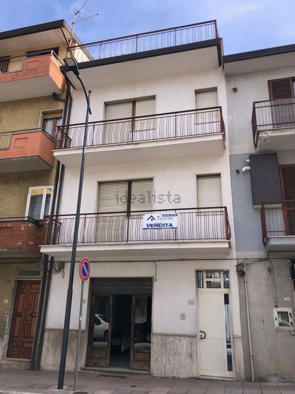 casa indipendente in vendita a Grottaminarda