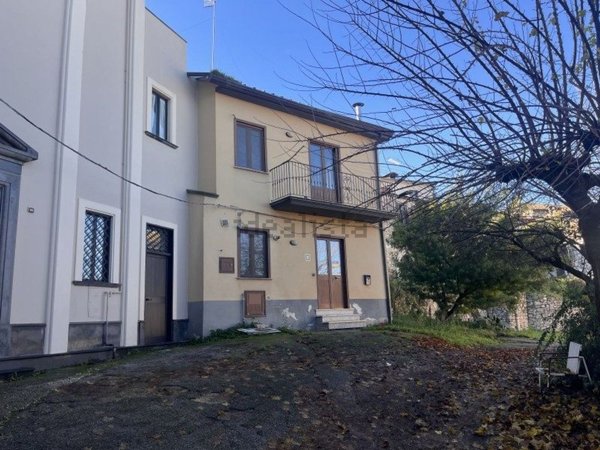 casa semindipendente in vendita a Grottaminarda