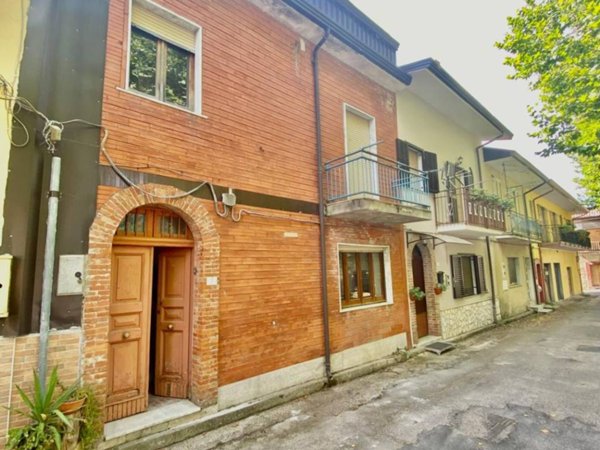 casa semindipendente in vendita a Grottolella