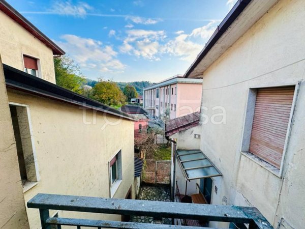 casa indipendente in vendita a Grottolella