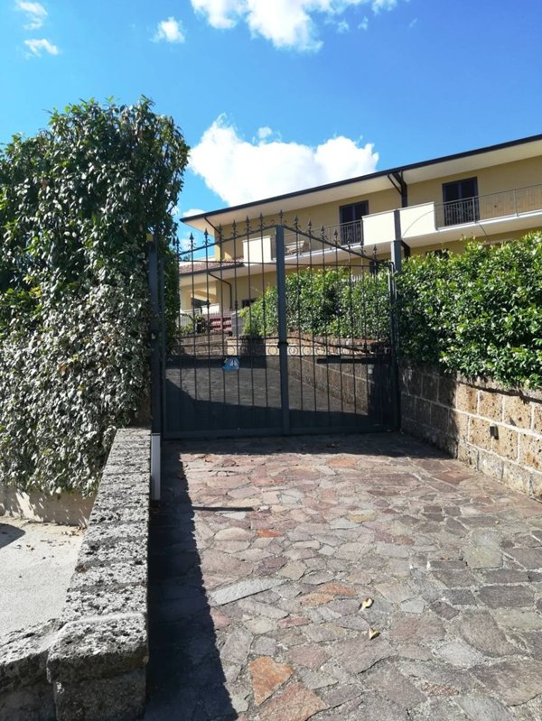 casa indipendente in vendita a Grottolella