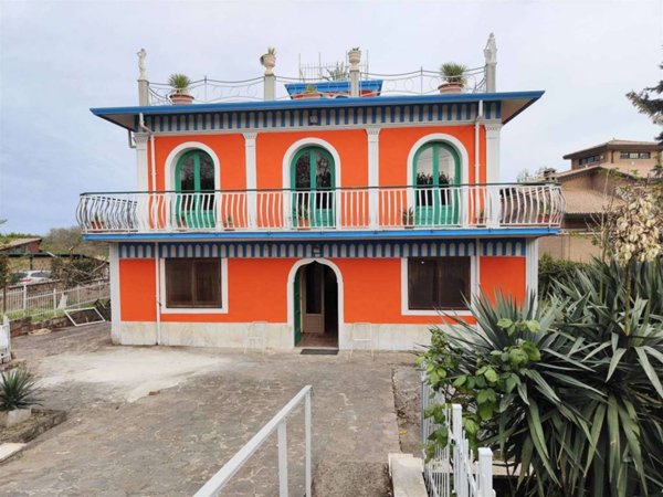 casa indipendente in vendita a Grottolella in zona Taverna del Monaco