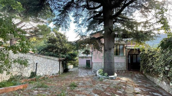 casa indipendente in vendita a Grottolella