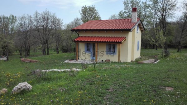 casa indipendente in vendita a Grottolella