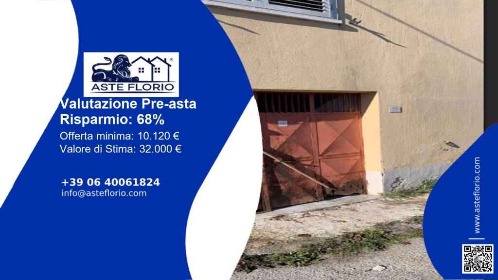 locale commerciale in vendita a Guardia Lombardi
