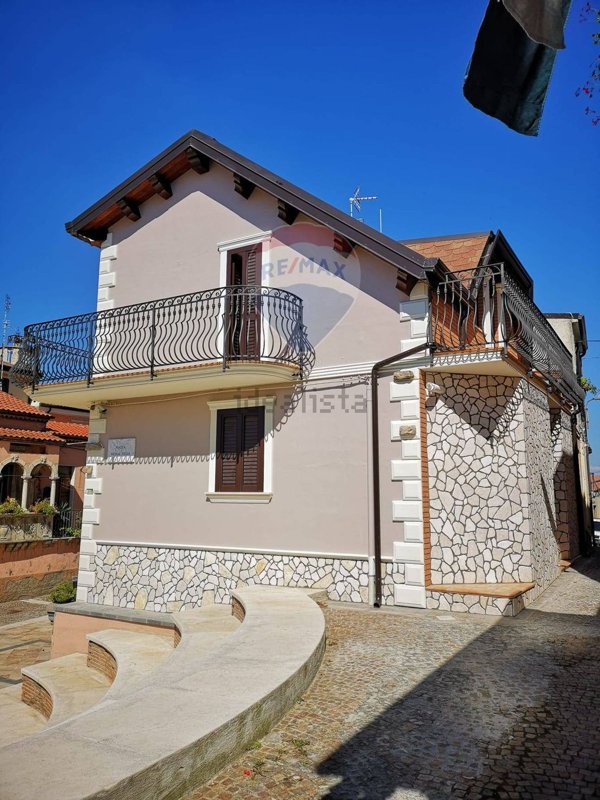 appartamento in vendita a Lacedonia