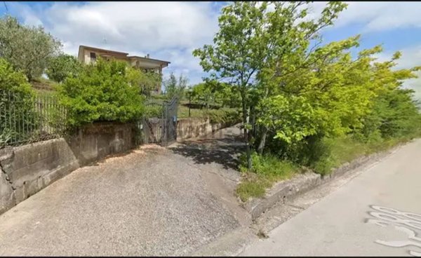 casa indipendente in vendita a Lapio