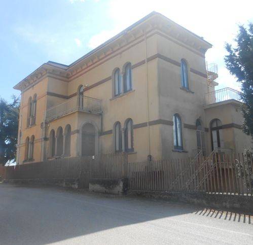 casa indipendente in vendita a Lapio