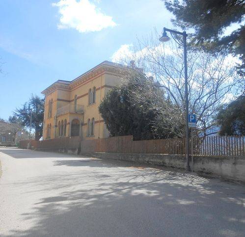 casa indipendente in vendita a Lapio