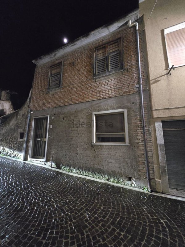 casa indipendente in vendita a Lapio
