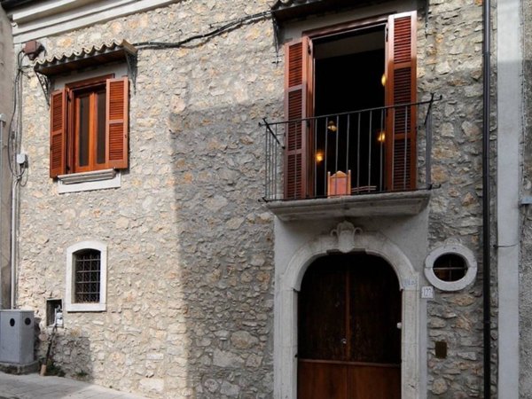 casa indipendente in vendita a Lapio