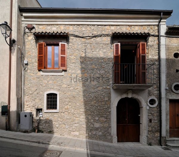 casa indipendente in vendita a Lapio