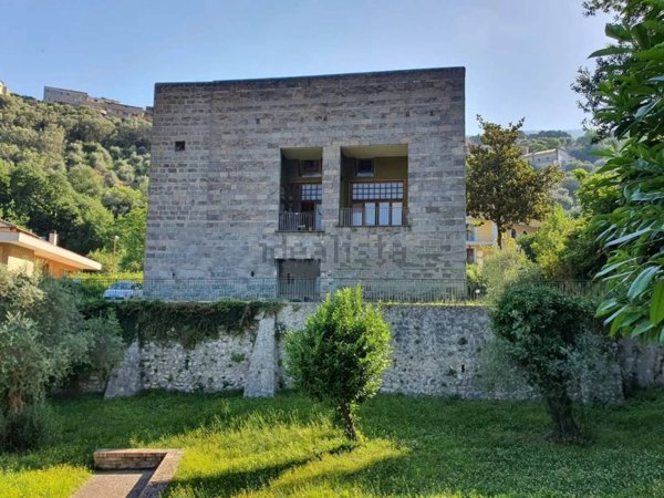 casa indipendente in vendita a Lauro