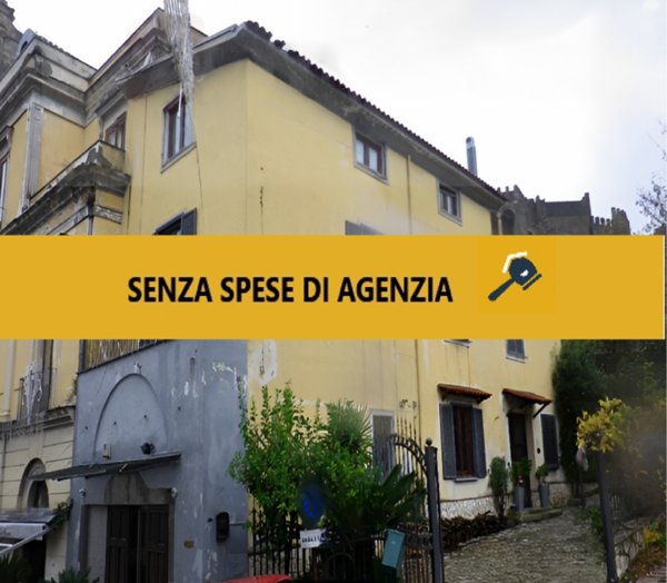 casa indipendente in vendita a Lauro