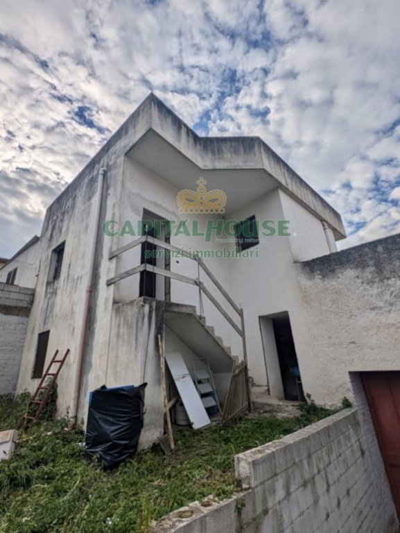 casa indipendente in vendita a Lauro