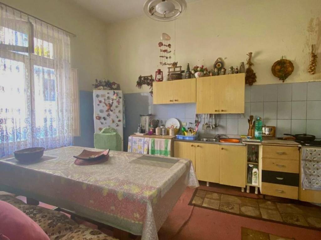 casa indipendente in vendita a Lauro