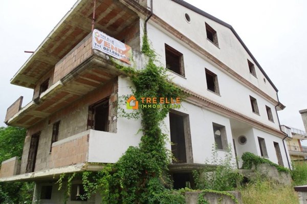 casa indipendente in vendita a Lauro