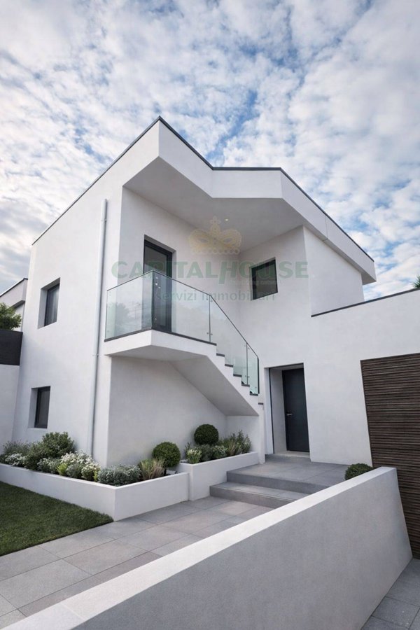 casa indipendente in vendita a Lauro