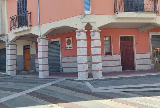 negozio in vendita a Lioni