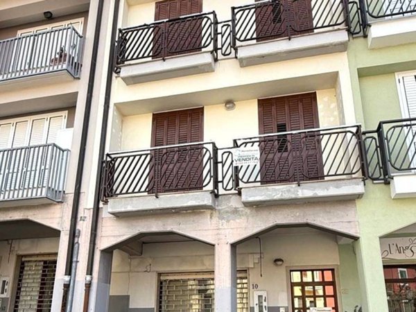 casa indipendente in vendita a Lioni