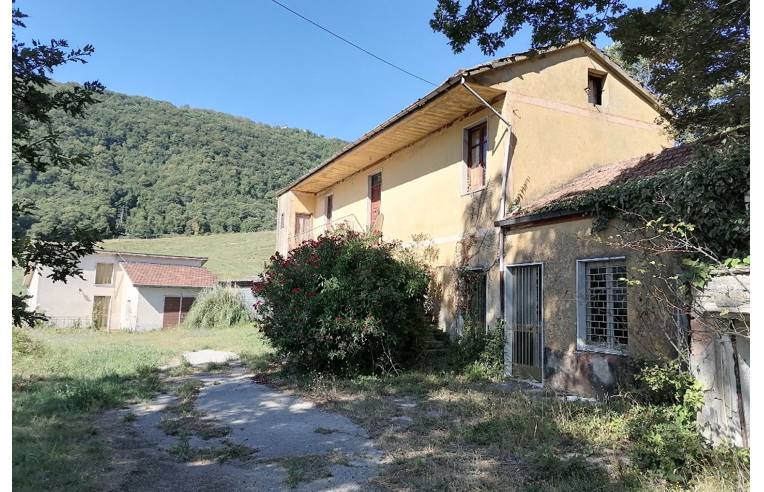 casale in vendita a Lioni