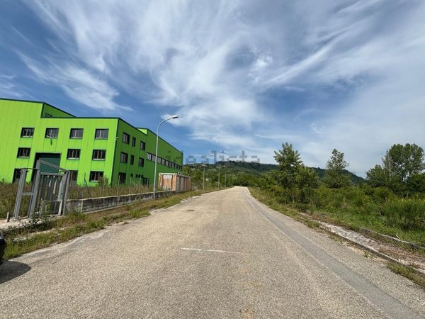 capannone in vendita a Luogosano